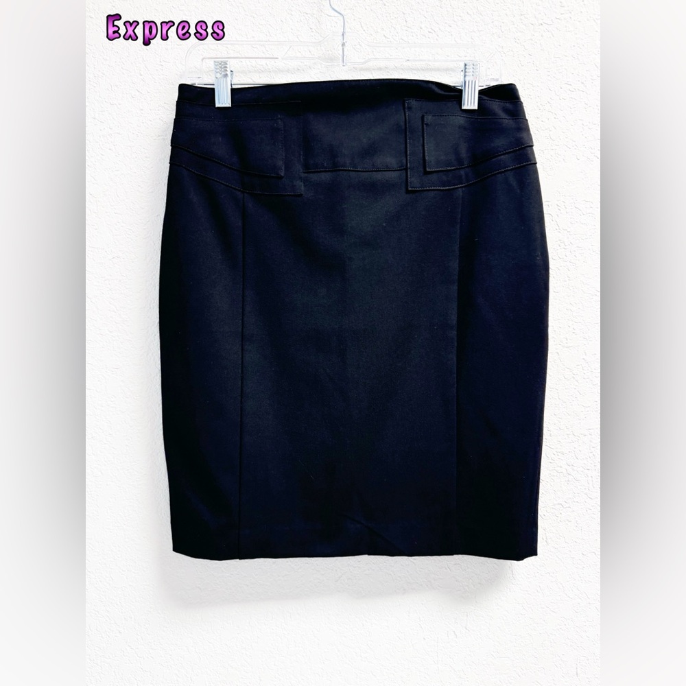 Express Black high Waist Buckle Pencil Skirt woman's sz 8